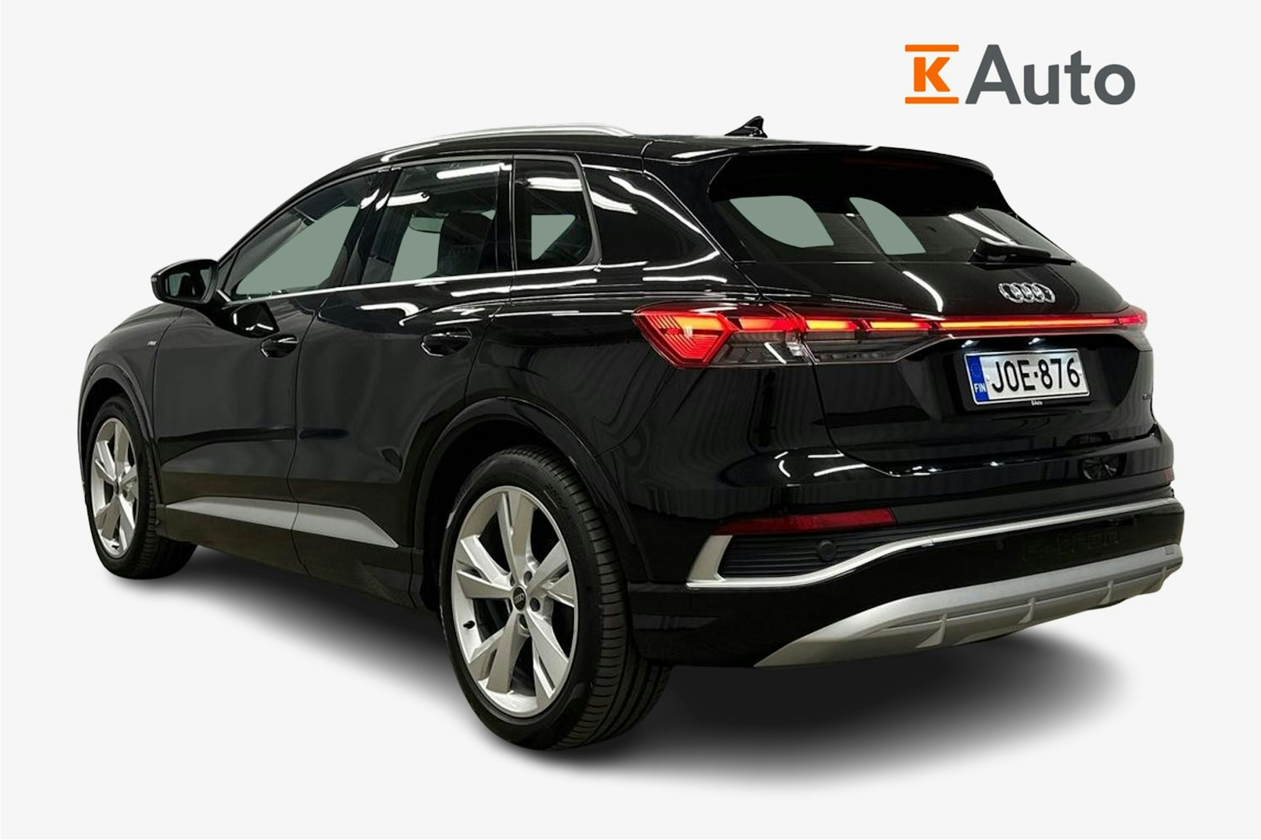musta Audi Q4 e-tron 2024 kuva 2.