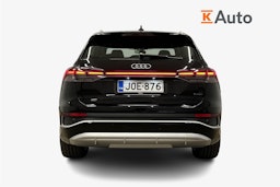 musta Audi Q4 e-tron 2024 kuva 3.