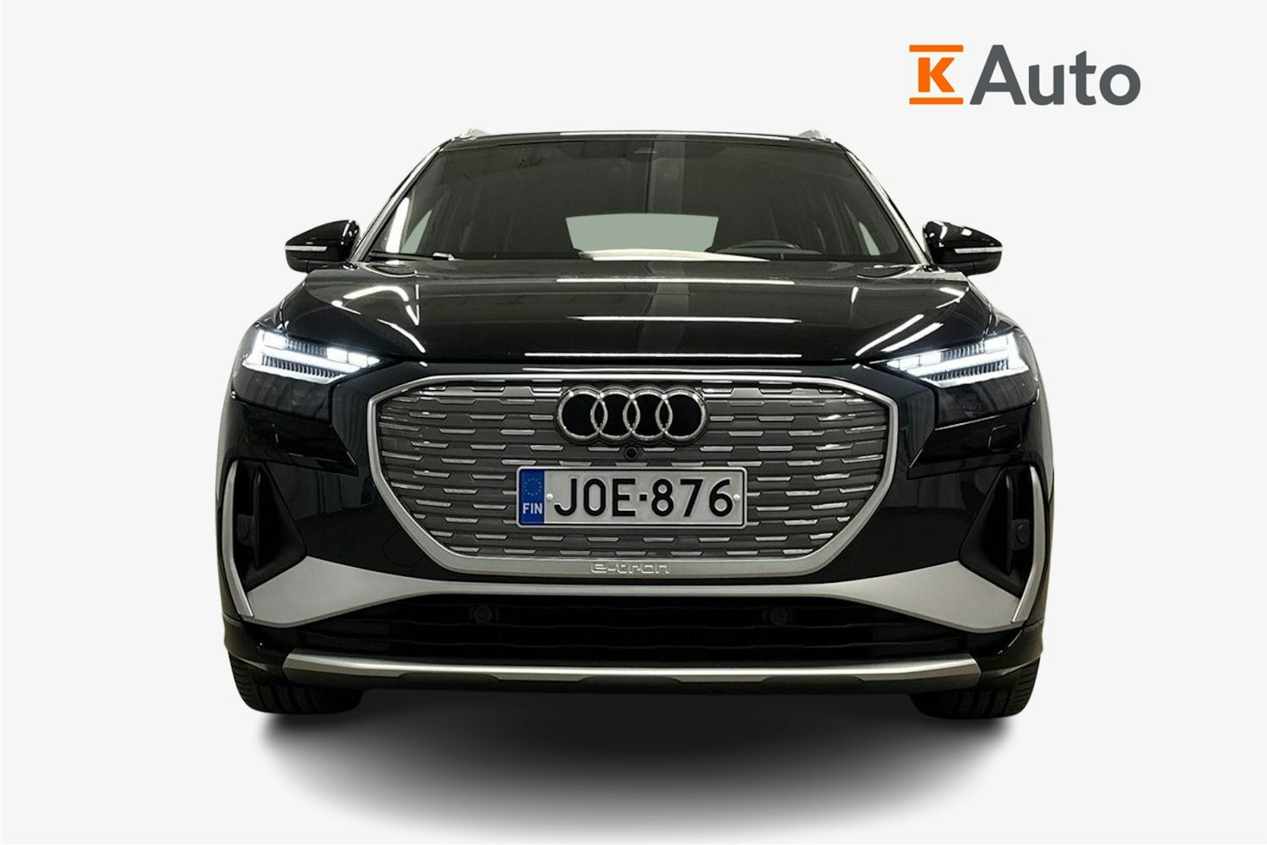 musta Audi Q4 e-tron 2024 kuva 4.