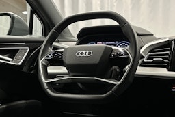 harmaa Audi Q4 e-tron 2024 kuva 16.