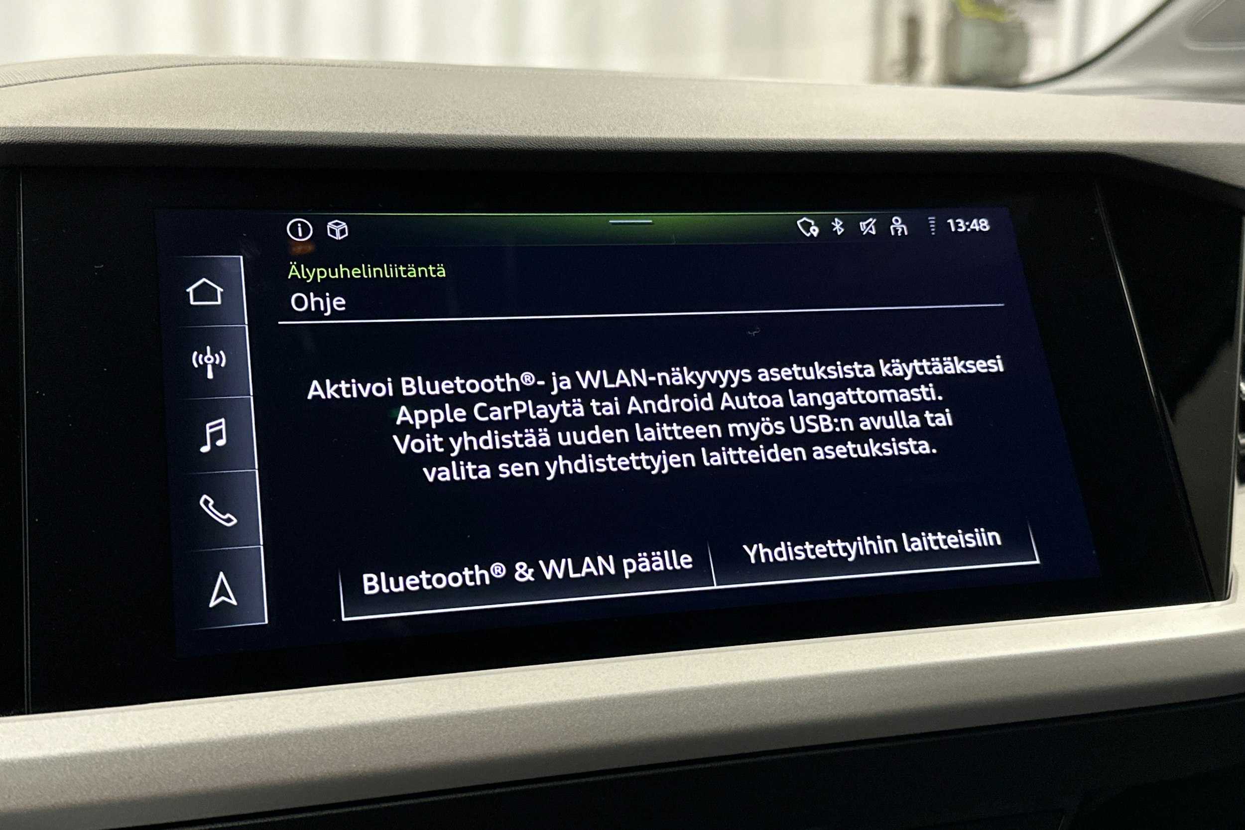 harmaa Audi Q4 e-tron 2024 kuva 21.