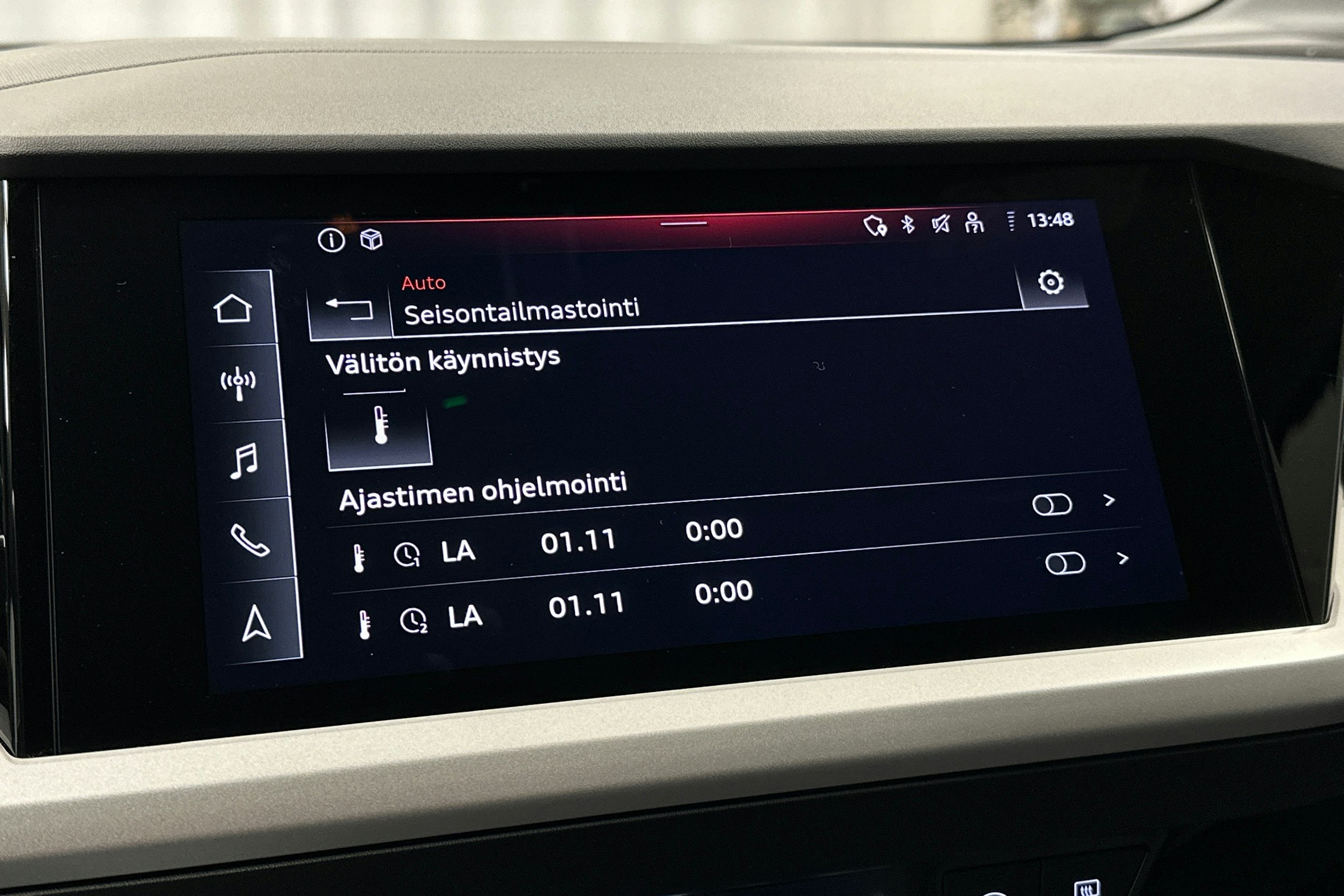 harmaa Audi Q4 e-tron 2024 kuva 22.