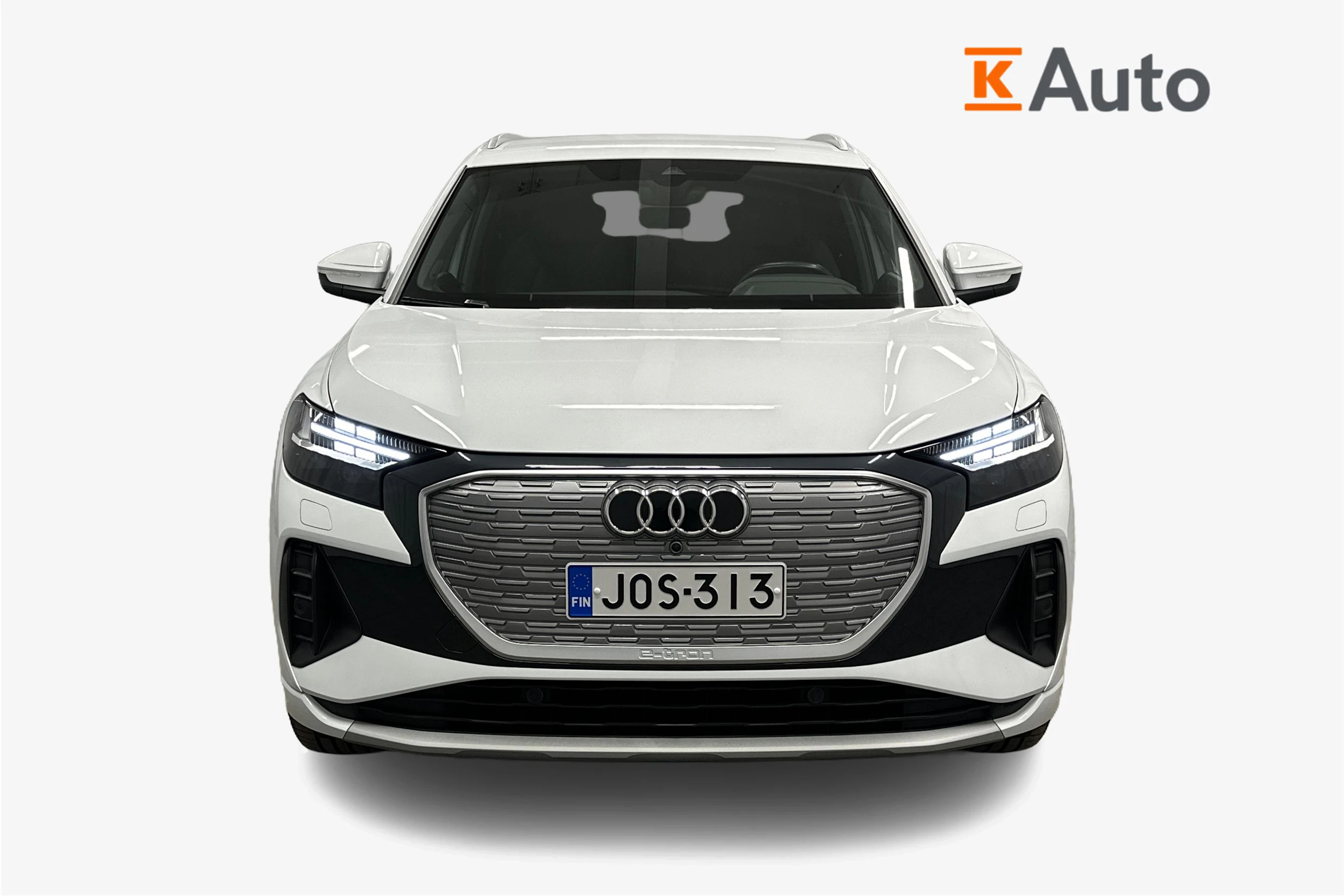 valkoinen Audi Q4 e-tron 2024 kuva 5.