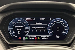 valkoinen Audi Q4 e-tron 2024 kuva 17.