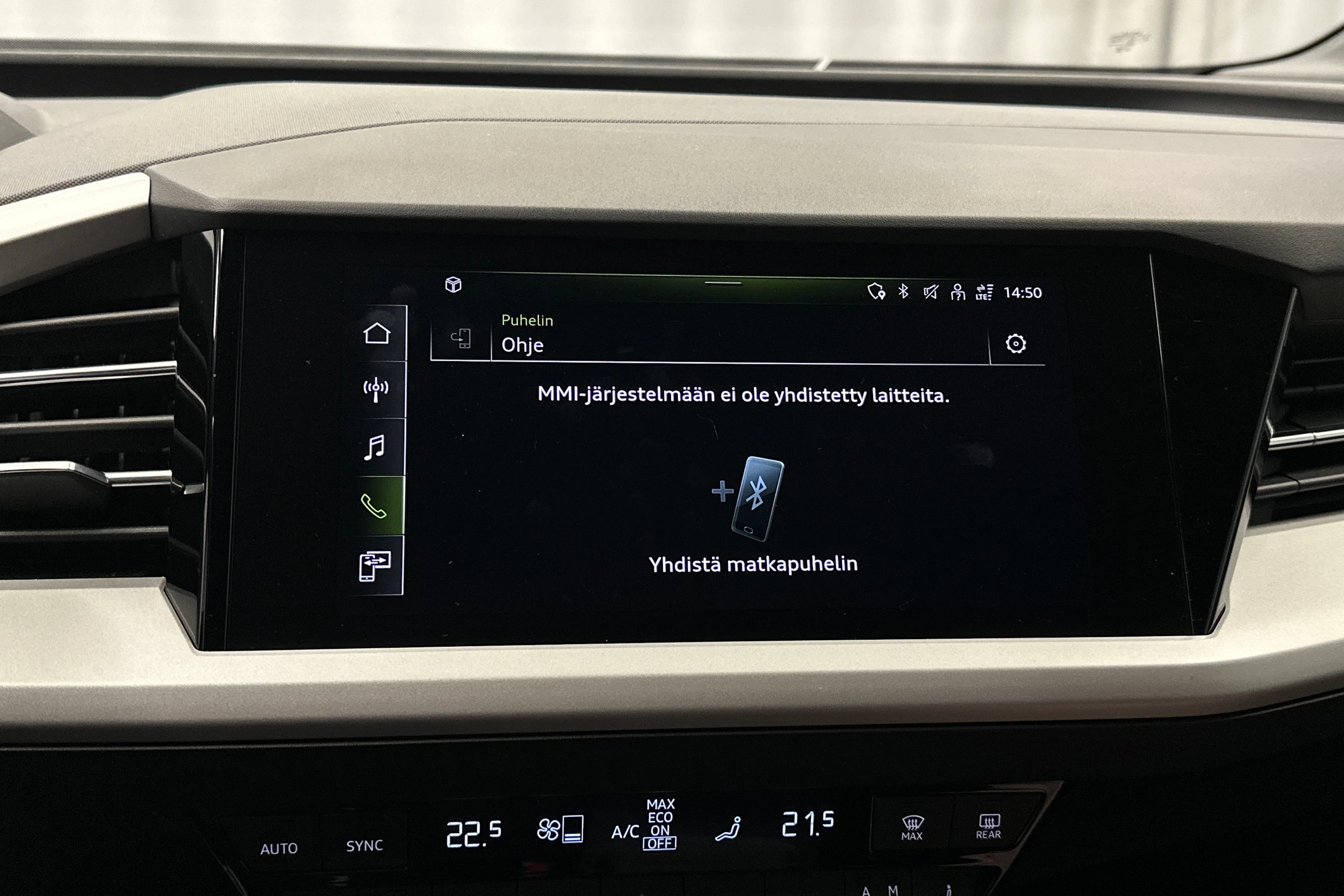 valkoinen Audi Q4 e-tron 2024 kuva 24.