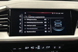 valkoinen Audi Q4 e-tron 2024 kuva 28.