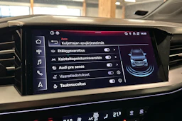 harmaa Audi Q4 e-tron 2024 kuva 7.