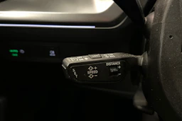 harmaa Audi Q4 e-tron 2024 kuva 8.