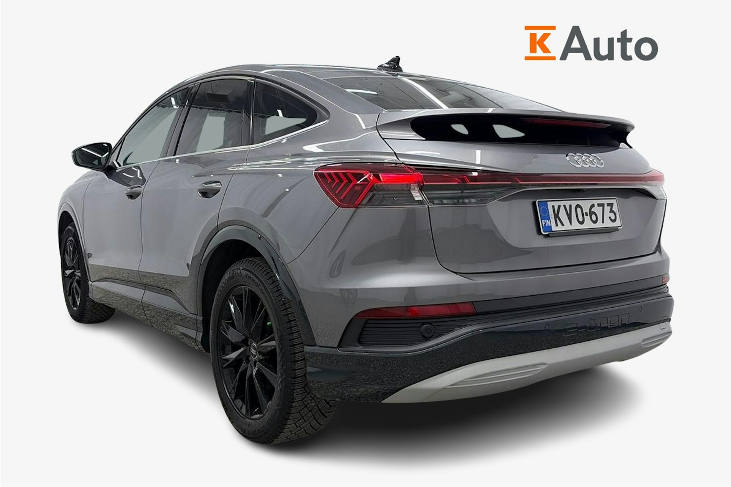 harmaa Audi Q4 e-tron 2024 kuva 2.