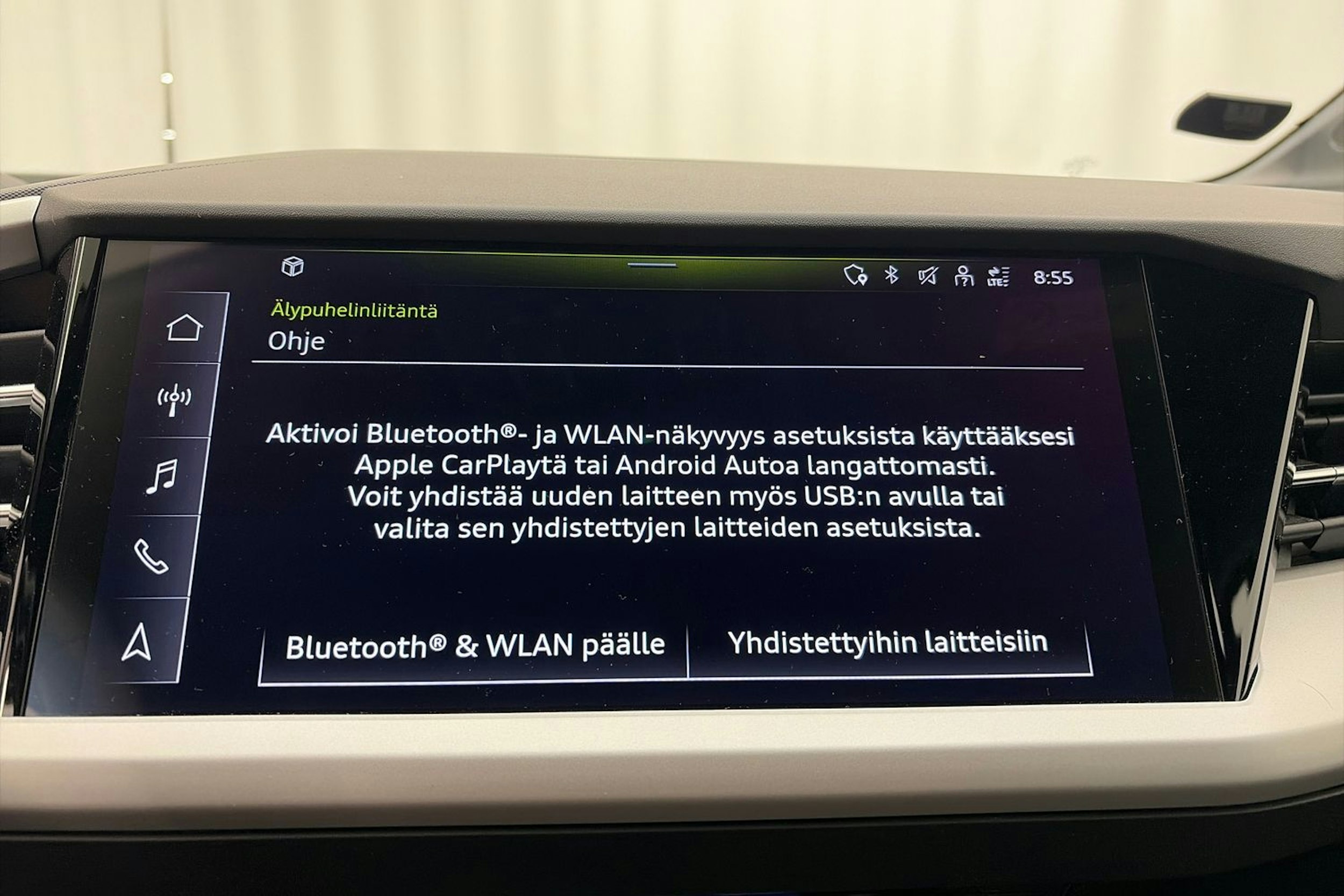 harmaa Audi Q4 e-tron 2024 kuva 24.