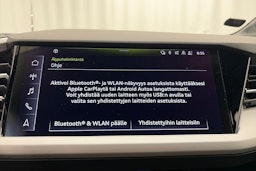 harmaa Audi Q4 e-tron 2024 kuva 24.