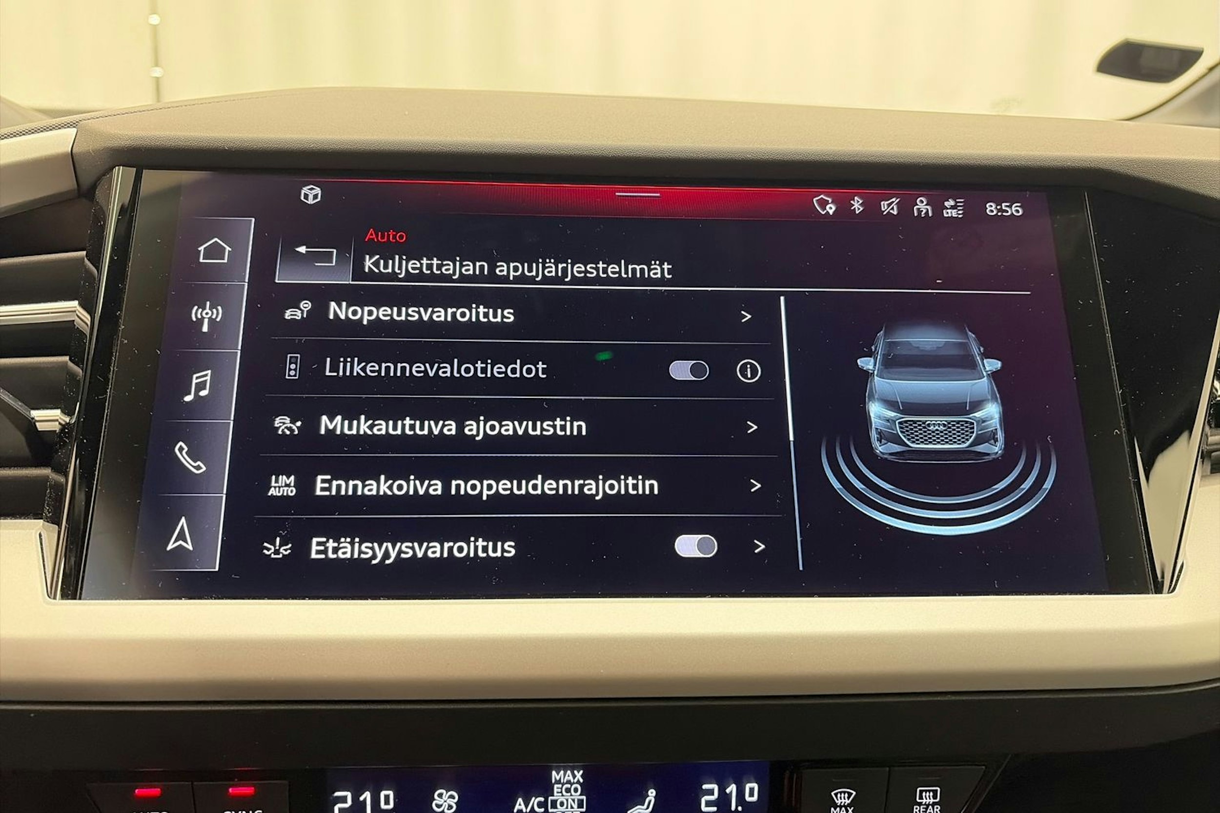 harmaa Audi Q4 e-tron 2024 kuva 25.