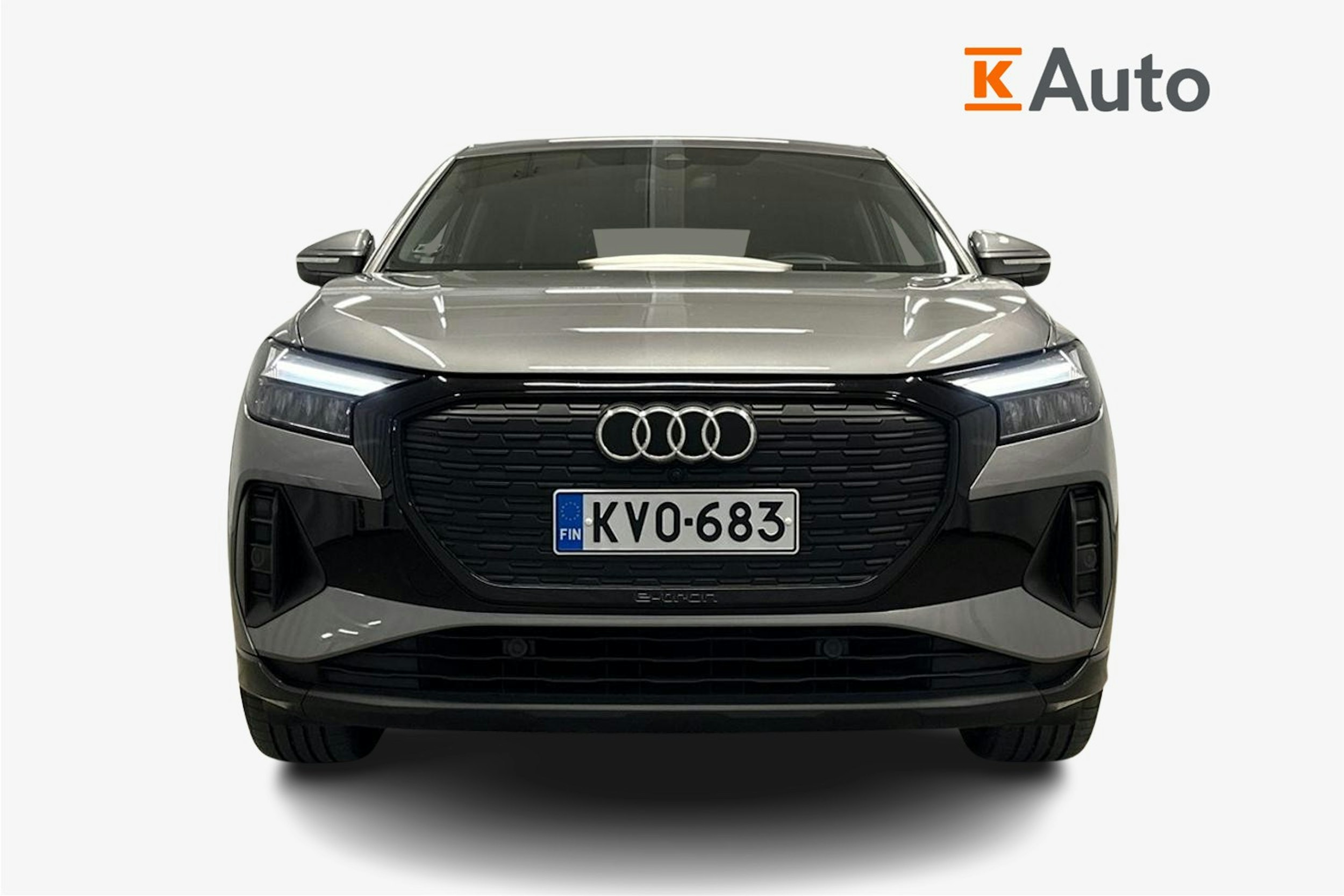 harmaa Audi Q4 e-tron 2024 kuva 5.
