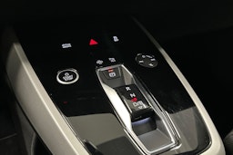 harmaa Audi Q4 e-tron 2024 kuva 23.