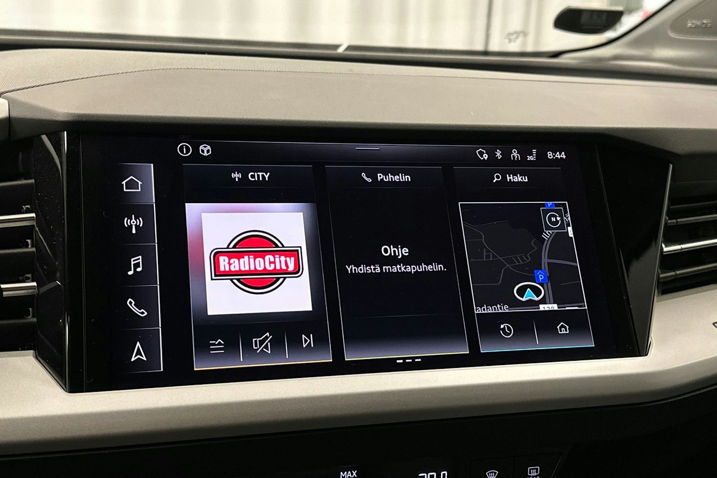 harmaa Audi Q4 e-tron 2024 kuva 27.