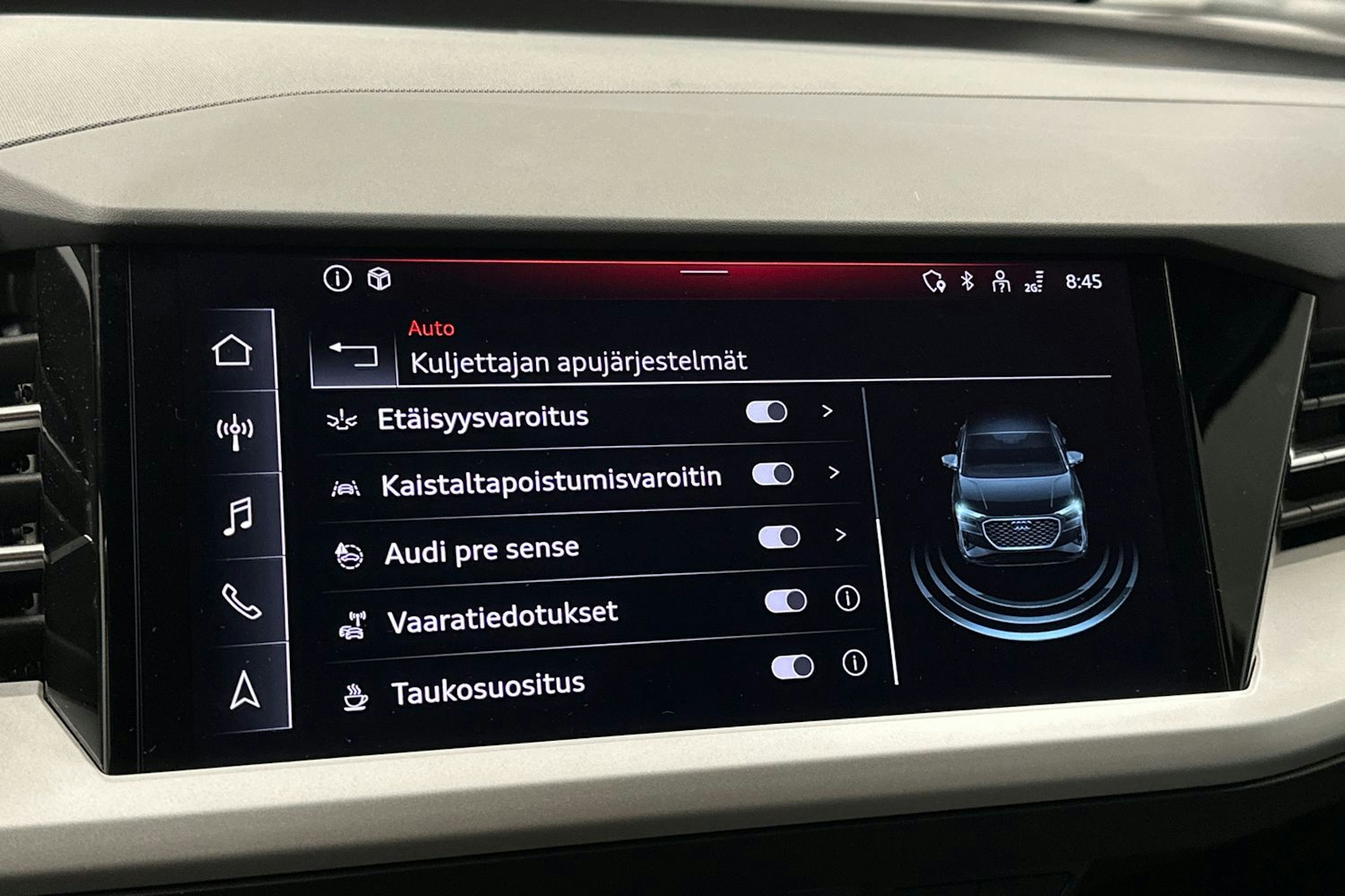 harmaa Audi Q4 e-tron 2024 kuva 32.