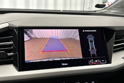 harmaa Audi Q4 e-tron 2024 kuva 34.