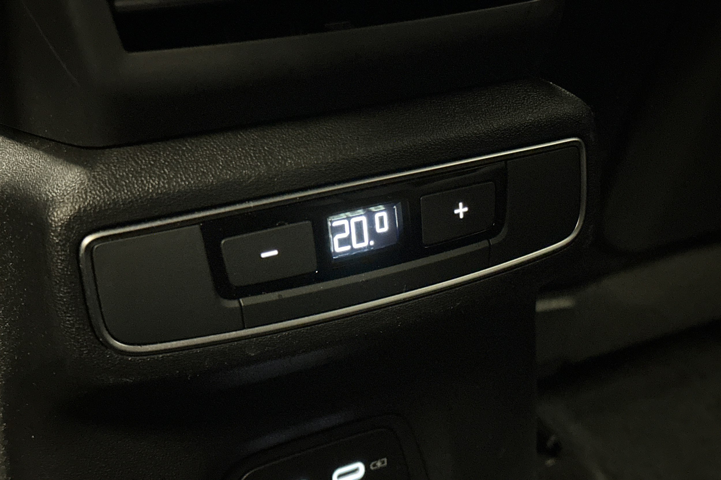 hopea Audi Q4 e-tron 2024 kuva 16.