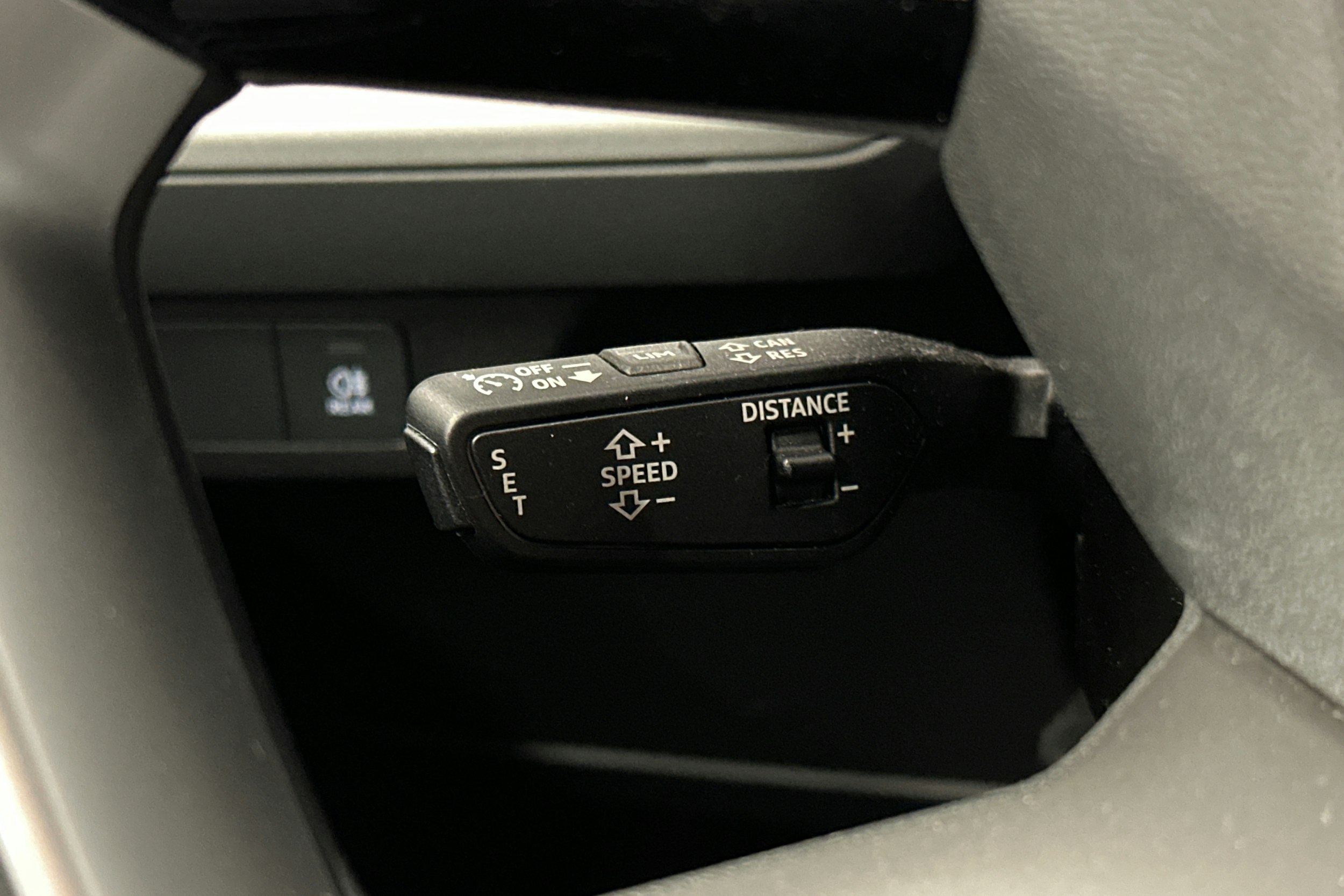 hopea Audi Q4 e-tron 2024 kuva 21.