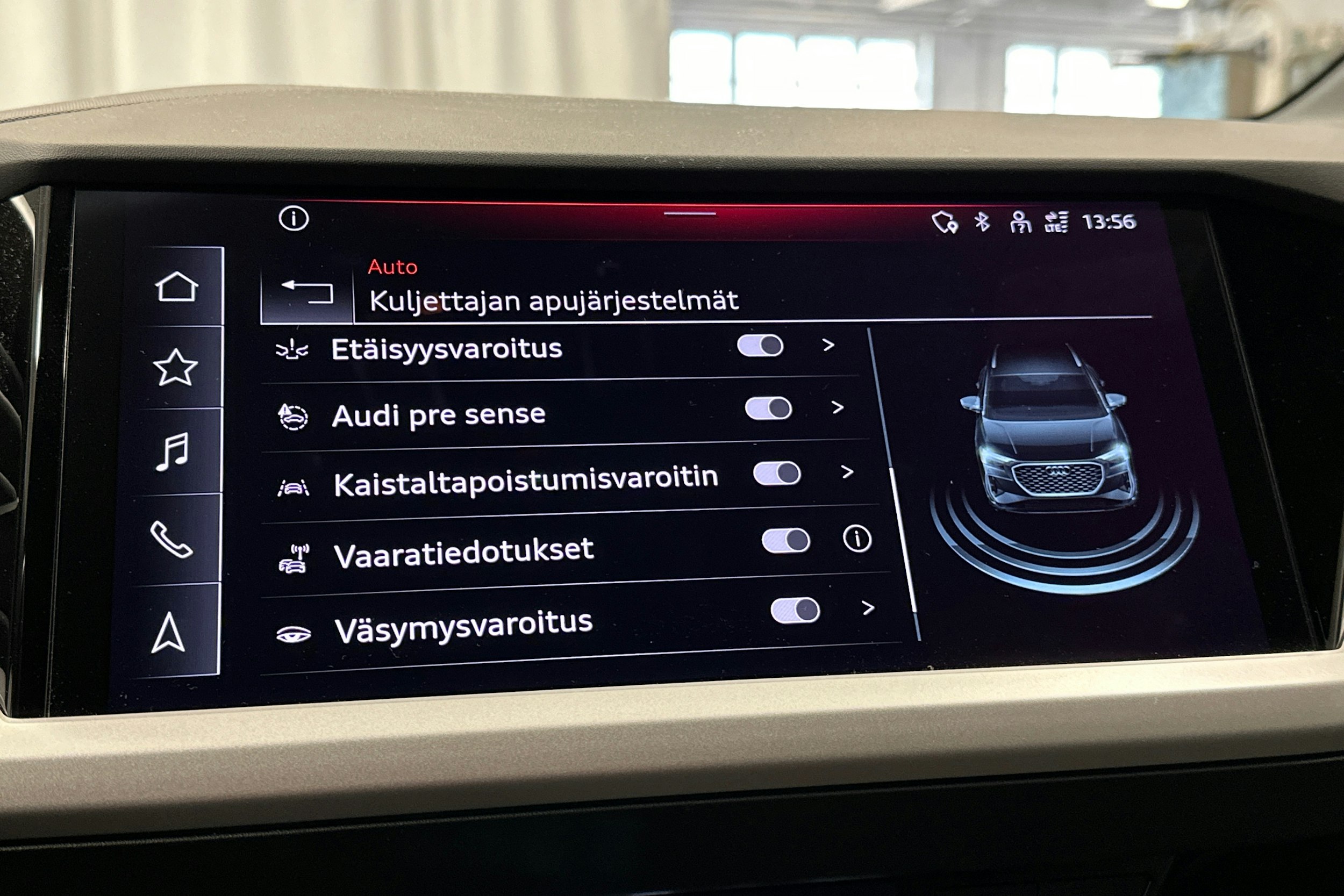 hopea Audi Q4 e-tron 2024 kuva 27.