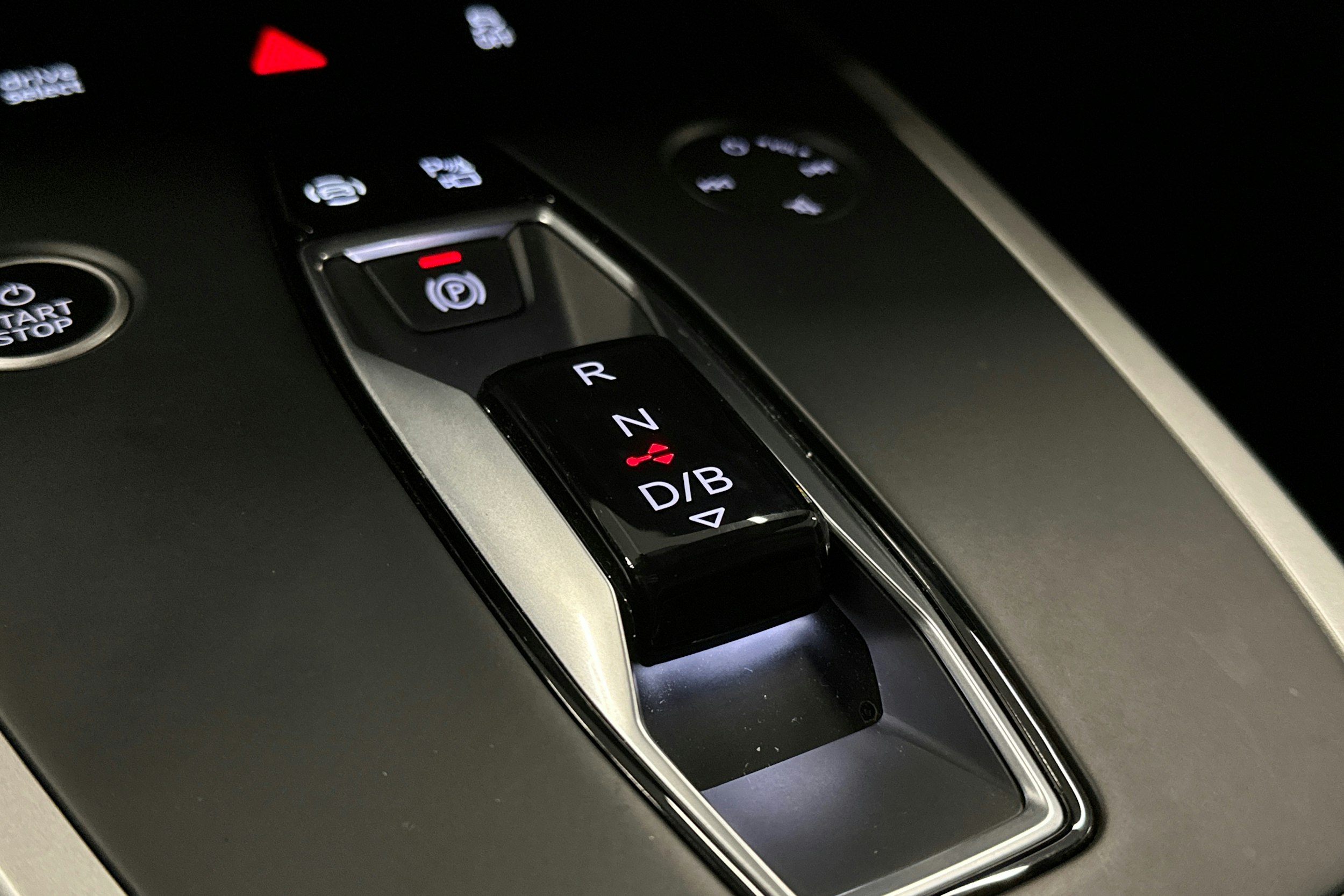 hopea Audi Q4 e-tron 2024 kuva 31.