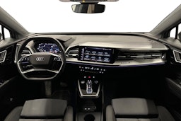 harmaa Audi Q4 e-tron 2024 kuva 7.