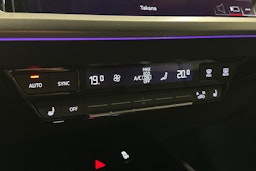 harmaa Audi Q4 e-tron 2024 kuva 27.