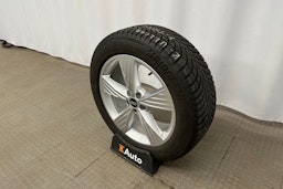 musta Audi Q4 e-tron 2024 kuva 10.