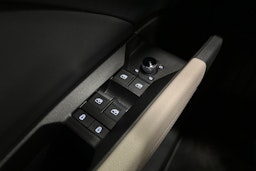 musta Audi Q4 e-tron 2024 kuva 17.