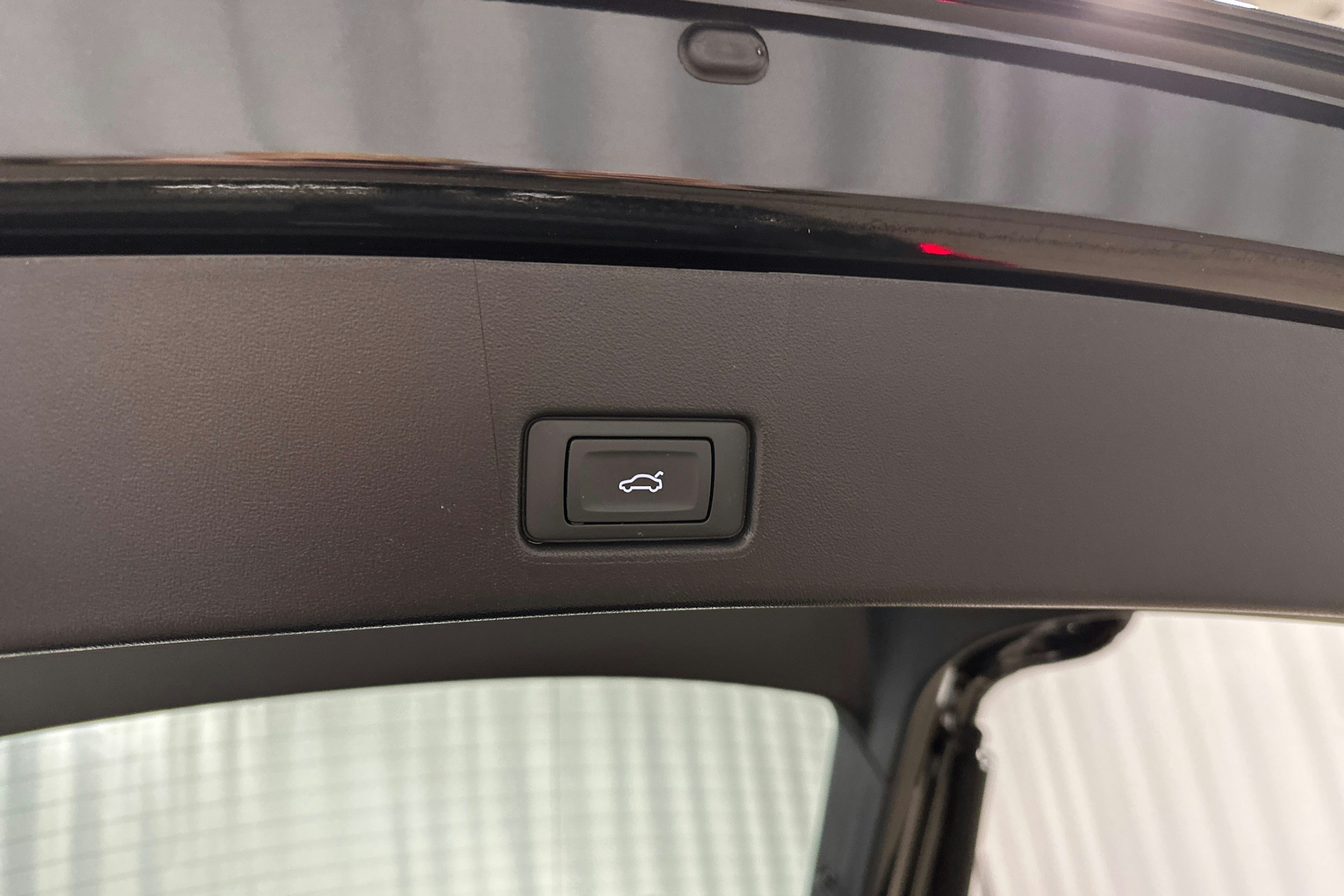 musta Audi Q4 e-tron 2024 kuva 23.