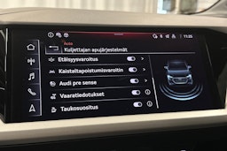 valkoinen Audi Q4 e-tron 2024 kuva 27.