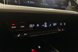 valkoinen Audi Q4 e-tron 2024 kuva 29.