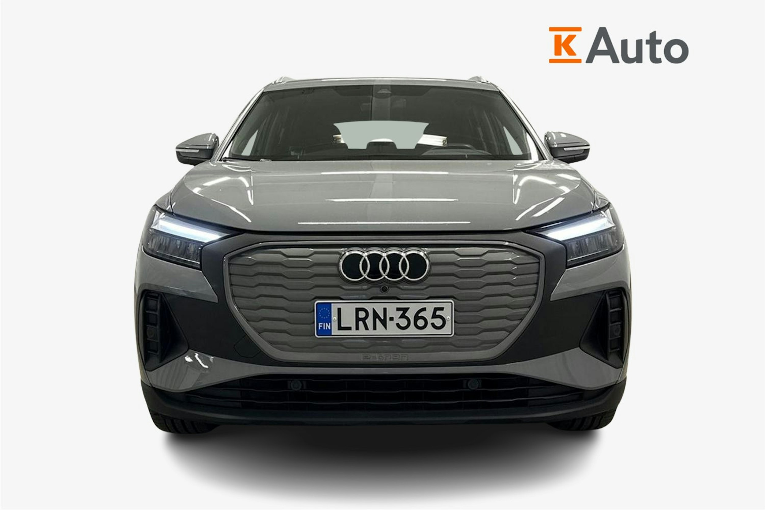 harmaa Audi Q4 e-tron 2024 kuva 4.