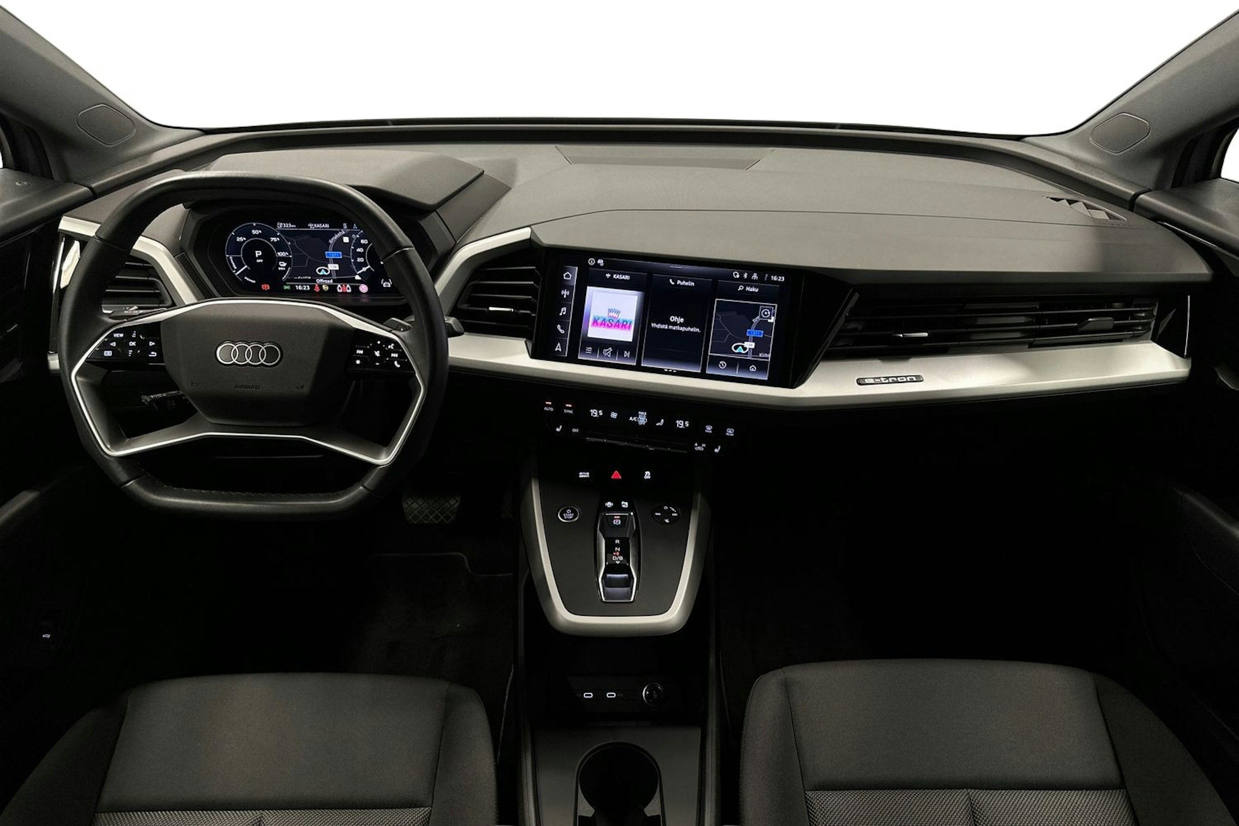 harmaa Audi Q4 e-tron 2024 kuva 7.