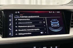 harmaa Audi Q4 e-tron 2024 kuva 23.