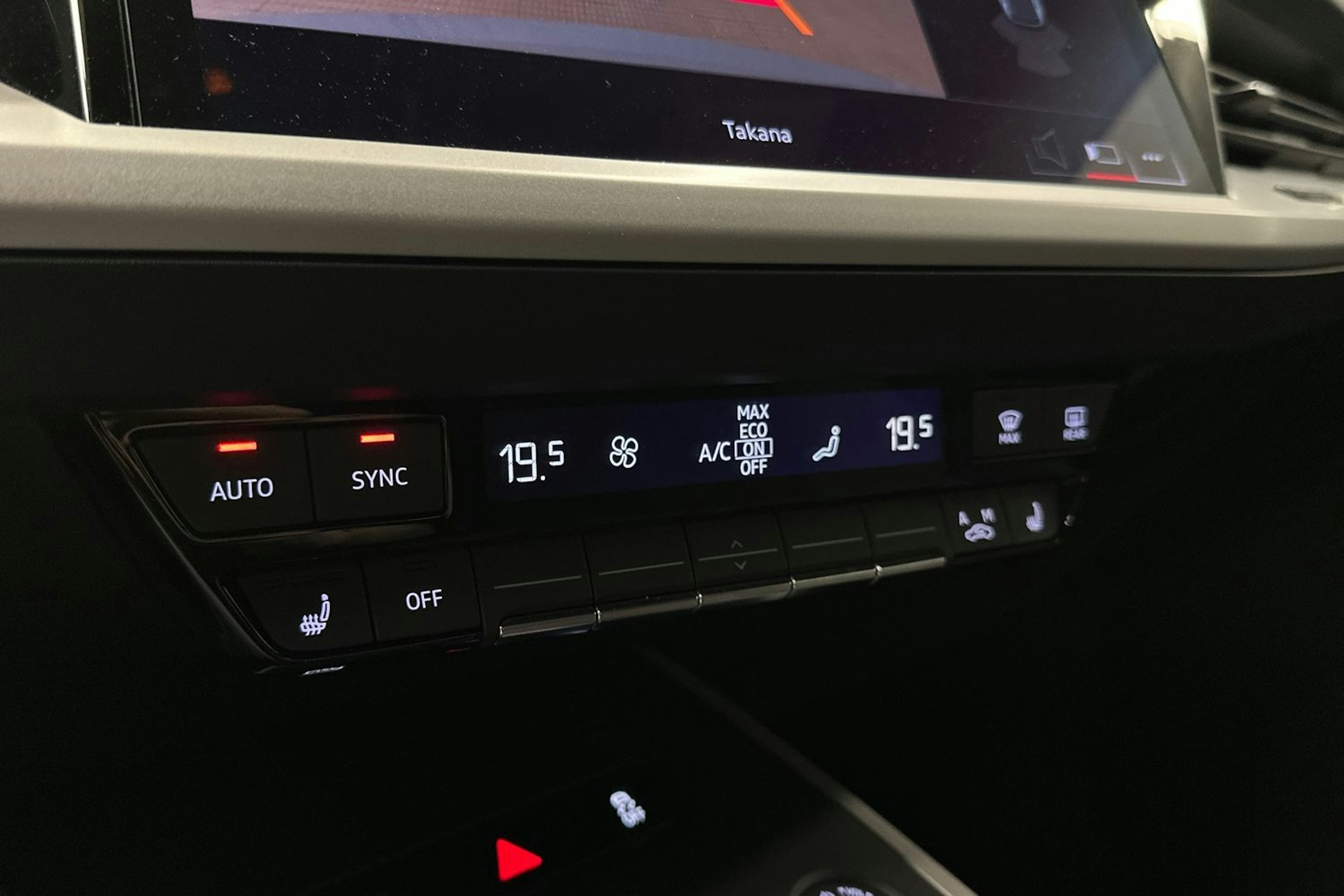 harmaa Audi Q4 e-tron 2024 kuva 26.