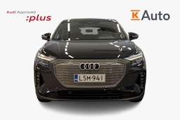 Musta Audi Q4 e-tron 2024 kuva 5.