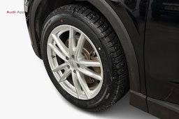 Musta Audi Q4 e-tron 2024 kuva 11.