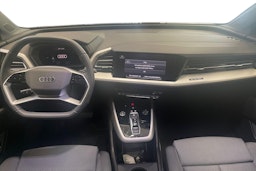 met. sininen Audi Q4 e-tron 2024 kuva 9.