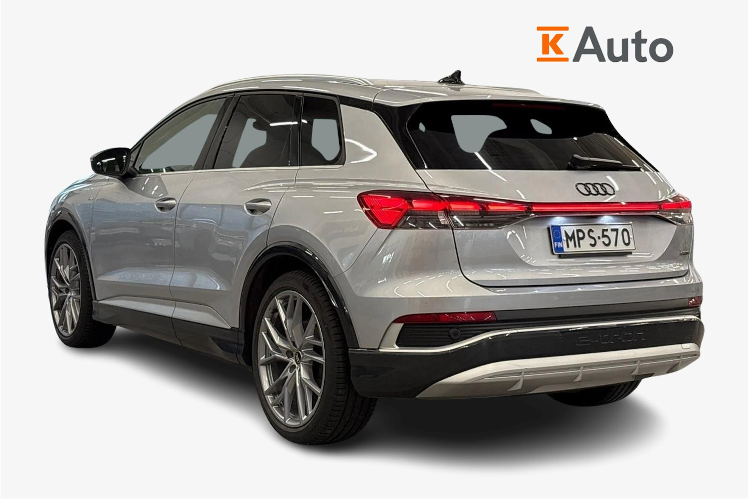 harmaa Audi Q4 e-tron 2024 kuva 2.