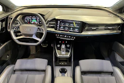 harmaa Audi Q4 e-tron 2024 kuva 7.