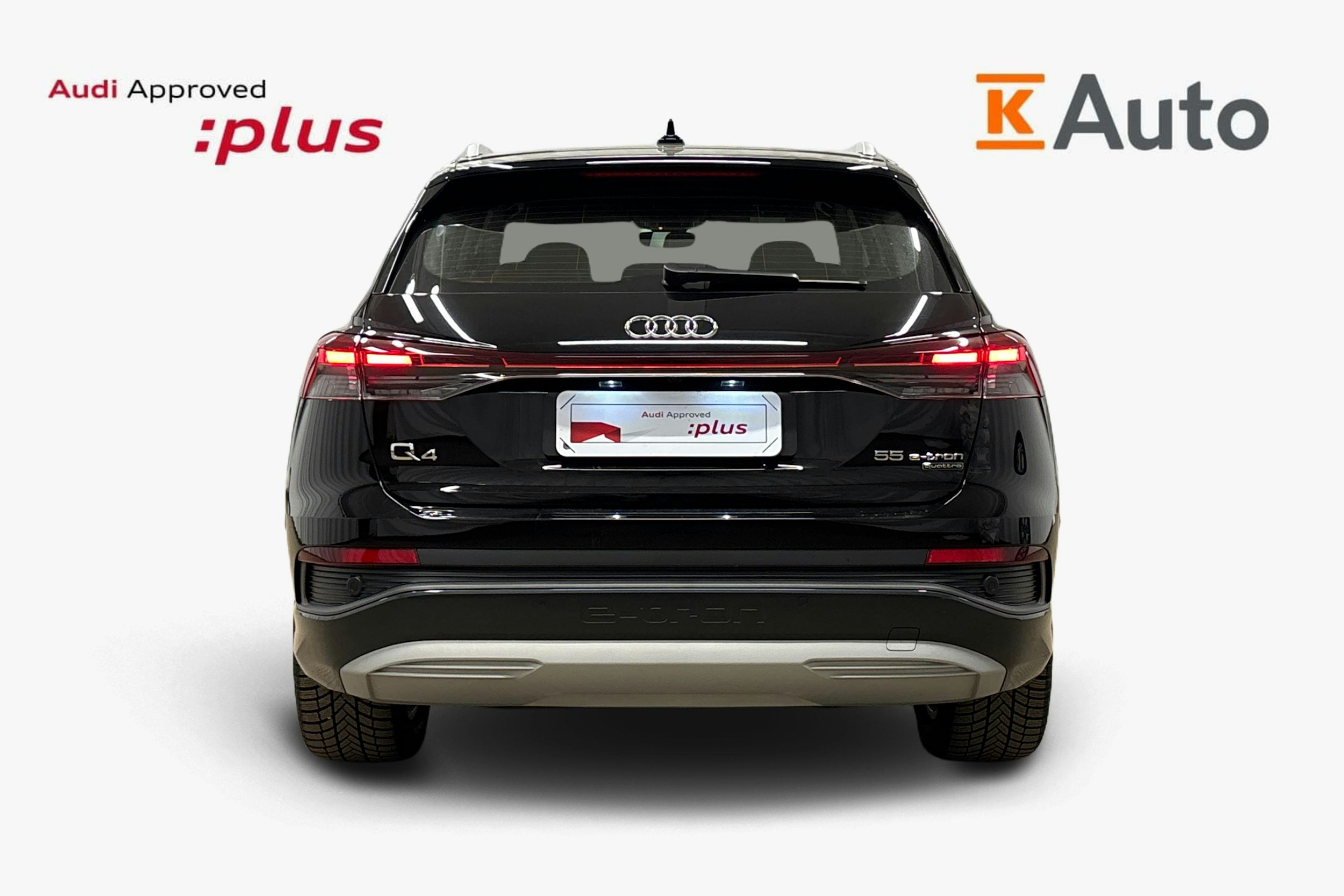 musta Audi Q4 e-tron 2024 kuva 3.