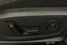 musta Audi Q4 e-tron 2024 kuva 17.