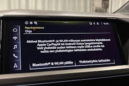 musta Audi Q4 e-tron 2024 kuva 25.