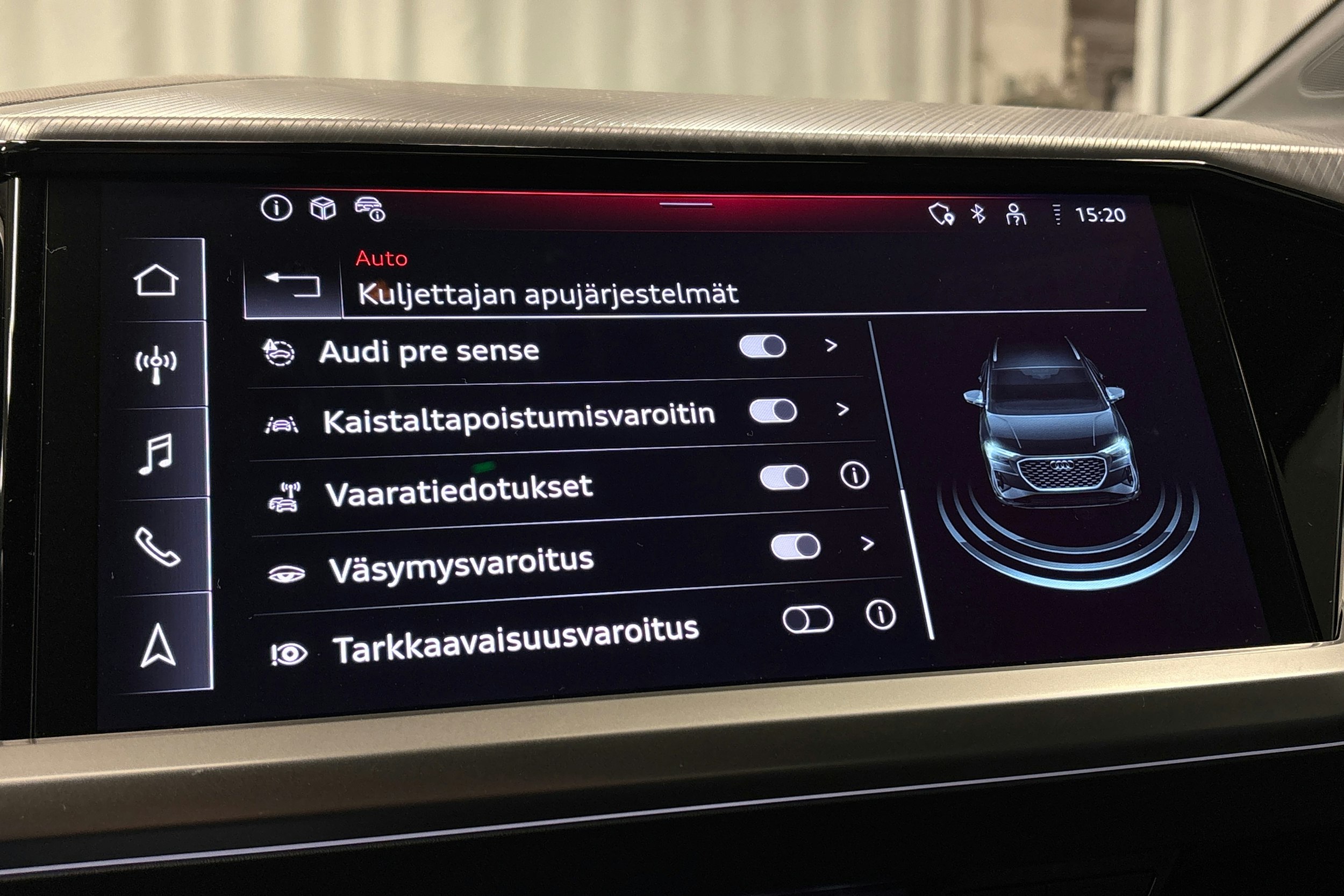 musta Audi Q4 e-tron 2024 kuva 29.