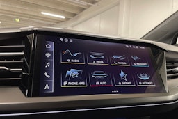 harmaa Audi Q4 e-tron 2024 kuva 15.