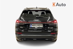 musta Audi Q4 e-tron 2024 kuva 3.