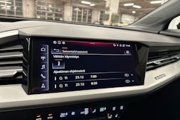 musta Audi Q4 e-tron 2024 kuva 23.