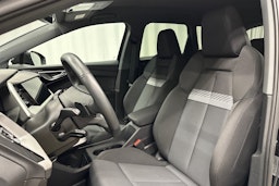 musta Audi Q4 e-tron 2024 kuva 28.