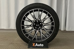 musta Audi Q4 e-tron 2024 kuva 12.